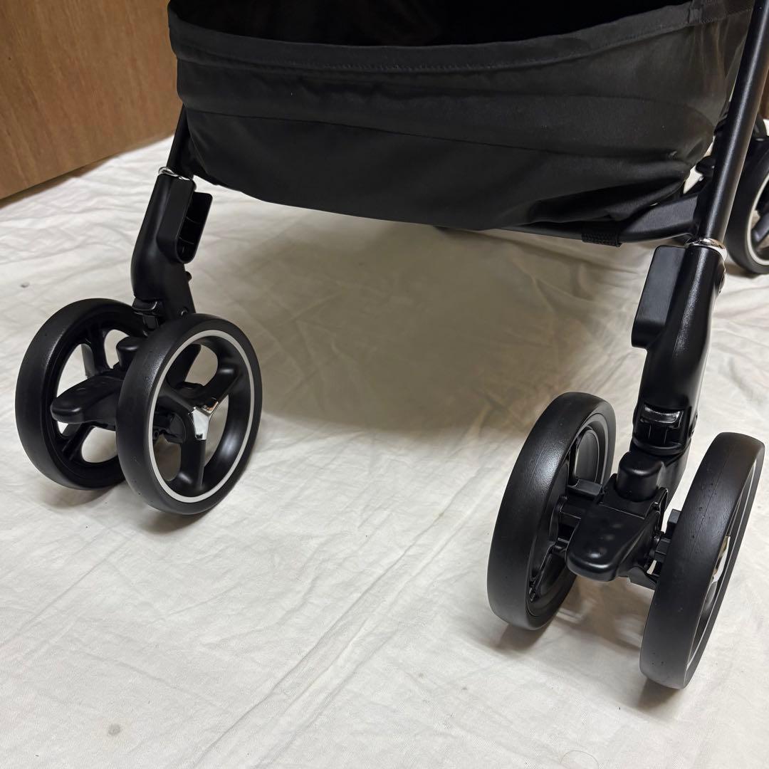 2023年モデル アップリカ ベビーカー ラクーナクッションフリー AC 超美品