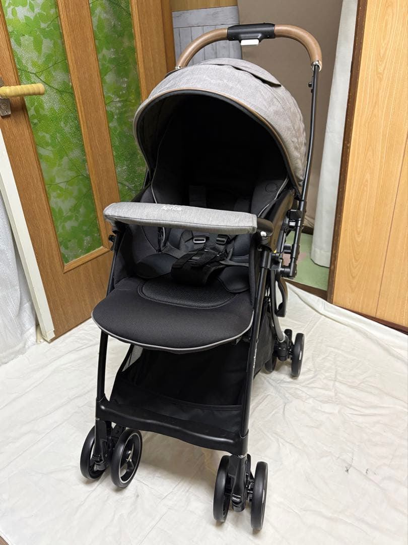 2023年モデル アップリカ ベビーカー ラクーナクッションフリー AC 超美品