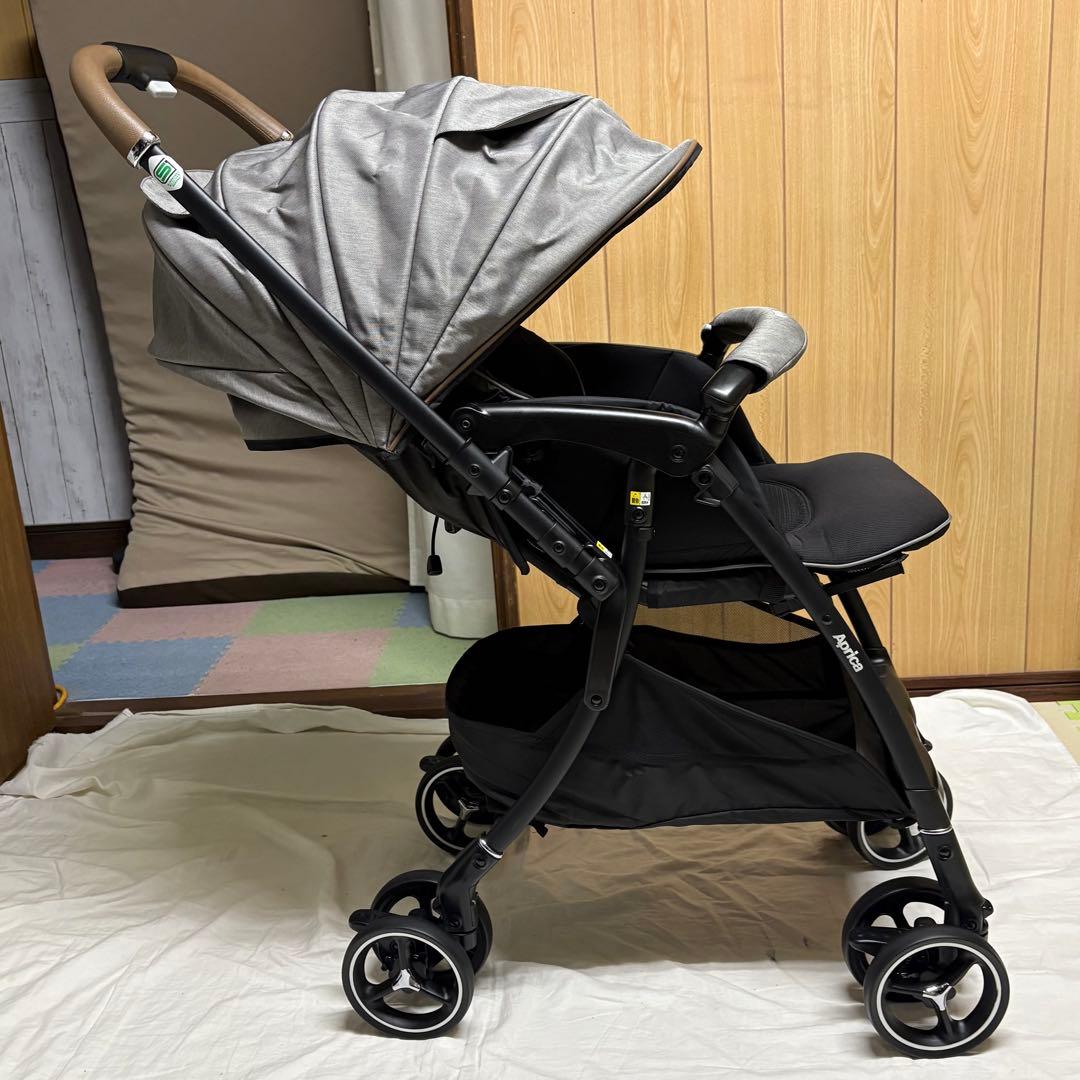 2023年モデル アップリカ ベビーカー ラクーナクッションフリー AC 超美品