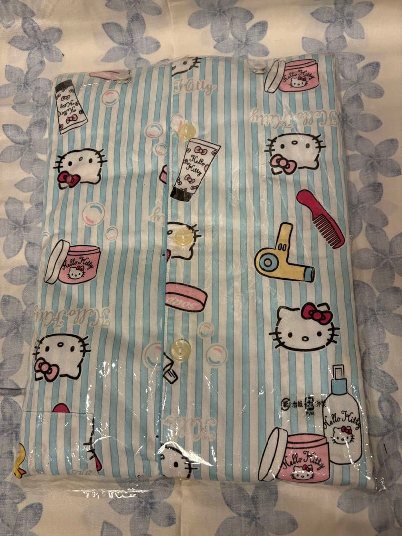 激レア　ハローキティー　上下パジャマ