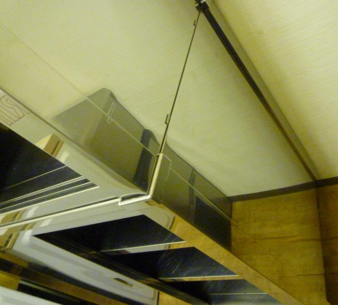 ステンレス製業務用食器棚