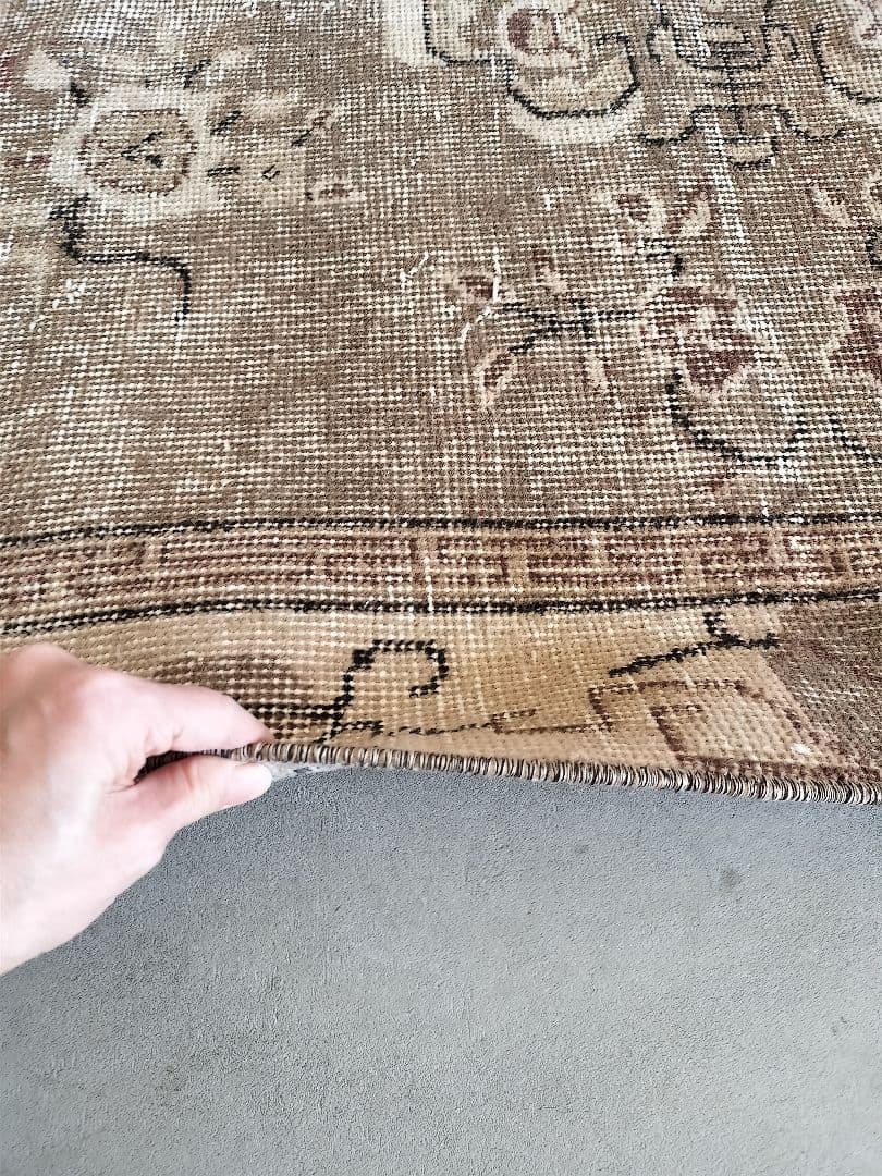 カフェオレブラウンのシノワズリラグ ヴィンテージトルコラグNo.714