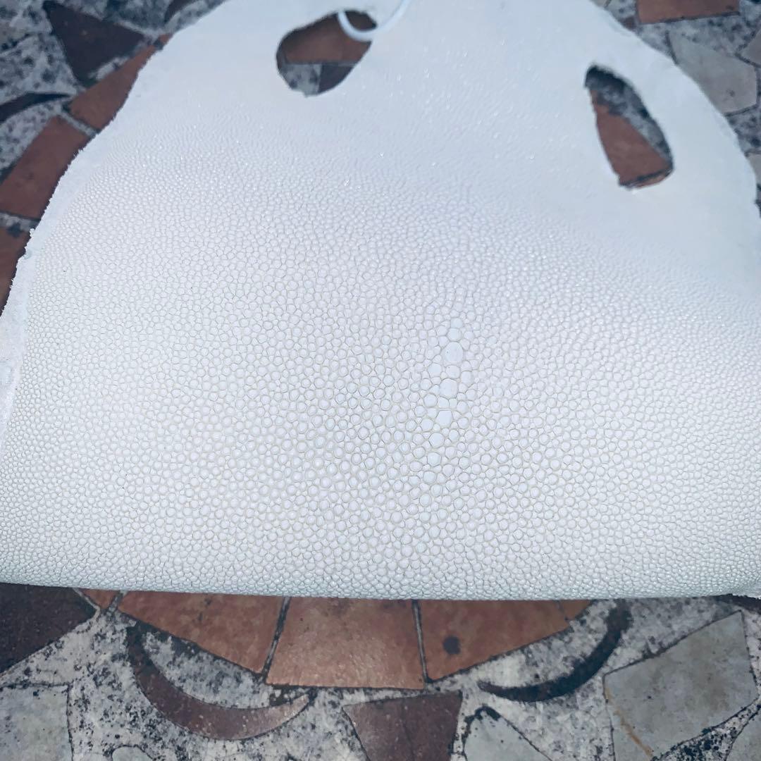 16)エイ革 鮫革 鮫皮 stingray ガルーシャ スティングレイ