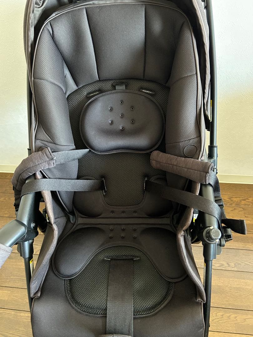 Aprica ラクーナクッションフリー上位モデル　ベビーカー