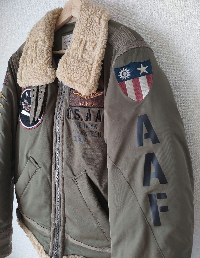 AVIREX B-3 フライトジャケット カーキ Lサイズ アウター