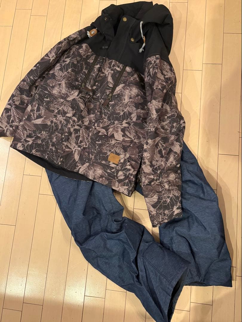 バ*グ様 オンヨネ　ONYONE スノーボードウェア　スキーウェア