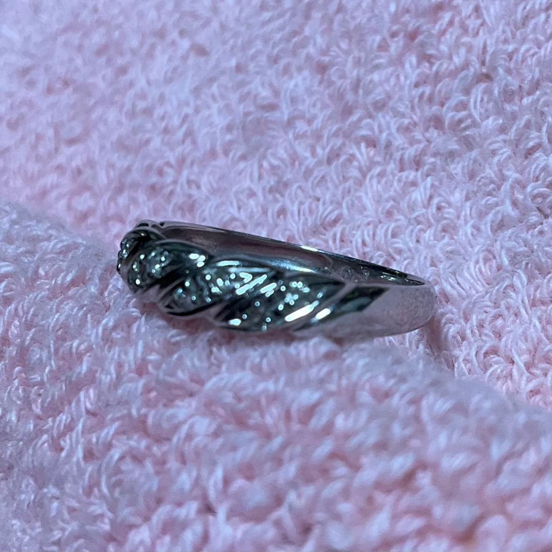 プラチナ ダイヤモンド ツイストデザイン リング 9号