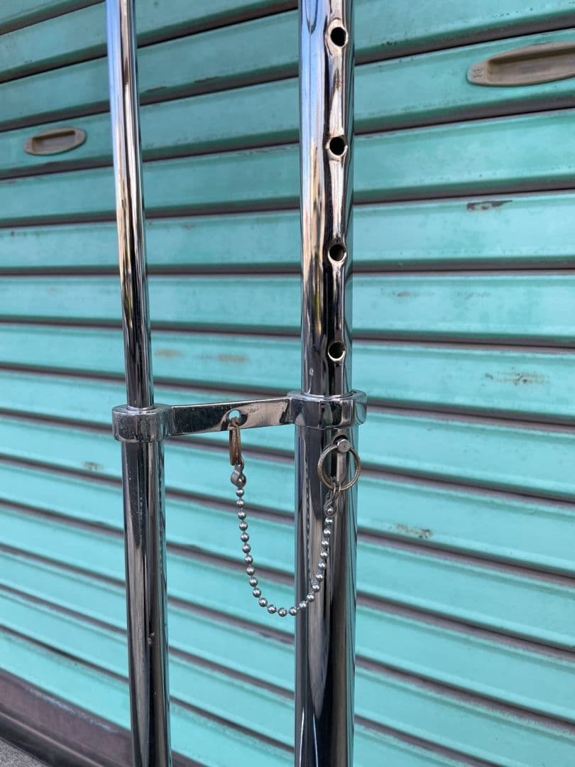 アイリーングレイ サイドテーブル アジャスタテーブル リプロダクト 家具 モダン