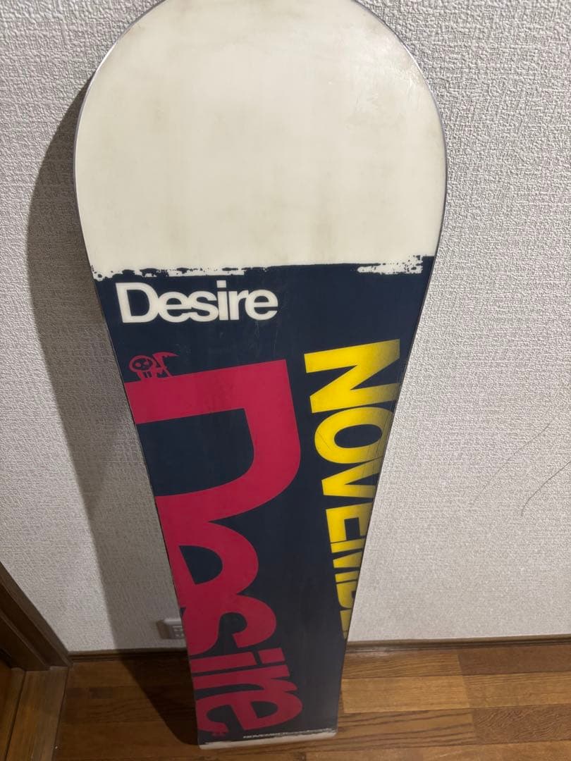 November Desire ノベンバー　スノーボード　148cm デザイア