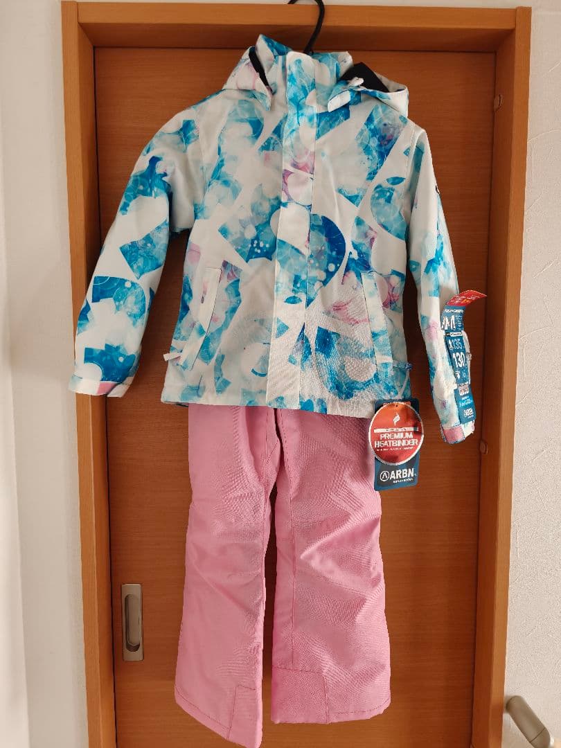 ARBN（エアボーン）スキーウェア上下セット 130cm　未使用保管品