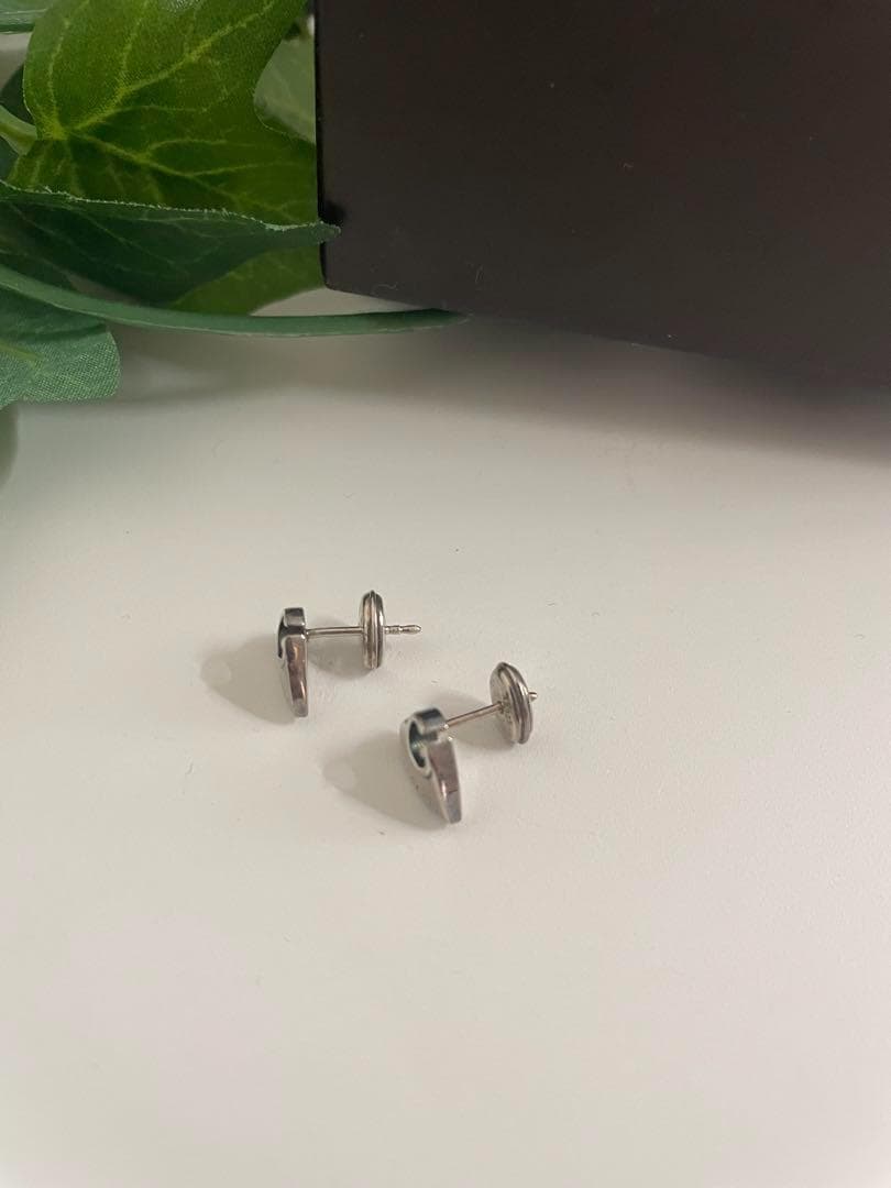 洗浄済✳︎ グッチ　ハートピアス