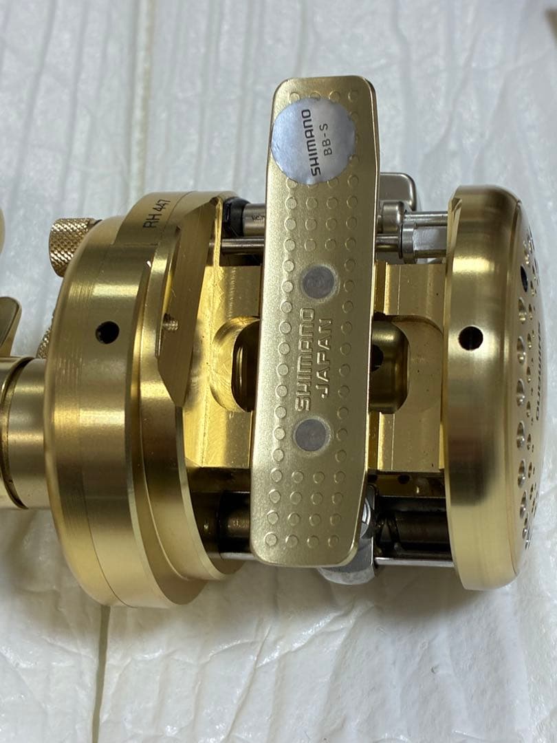 綺麗です。シマノ カルカッタコンクエスト 51