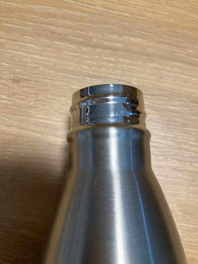 非売品未使用 GUCCI 水筒