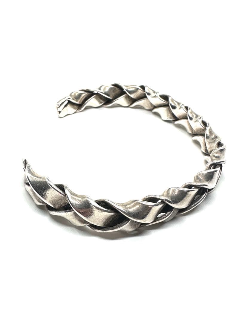 オールド silver925 ねじれデザイン シルバーバングルL671