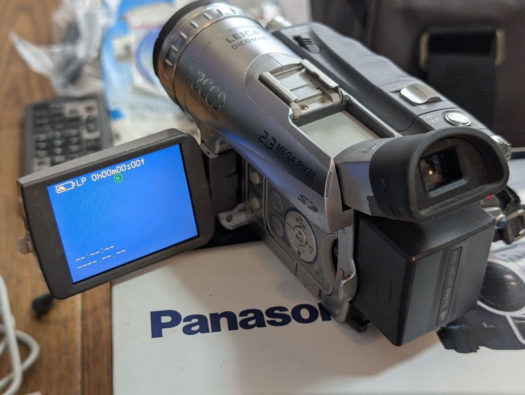 Panasonic　NV-GS200K シルバー　フルセット