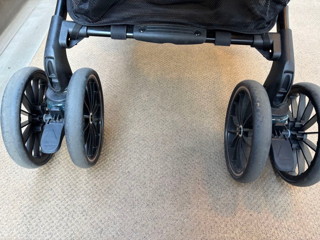 コンビ ベビーカースゴカルSwitch plus ロッタ