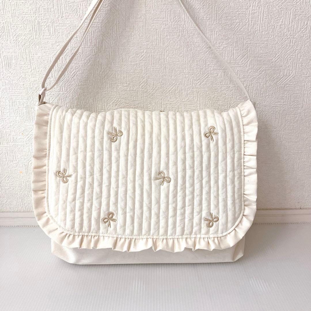 図書バッグ✖️3 ヌビ　リボン刺繍　リボンキルト　ハートキルト