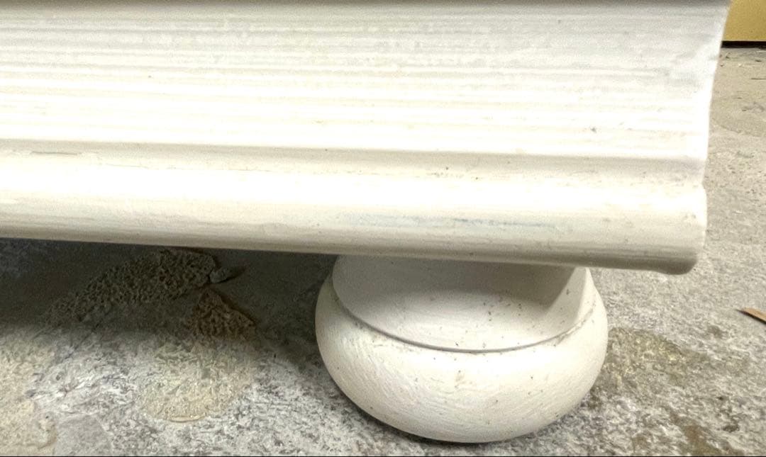 アンティーク調 3段チェスト ホワイト系 ナイトテーブル