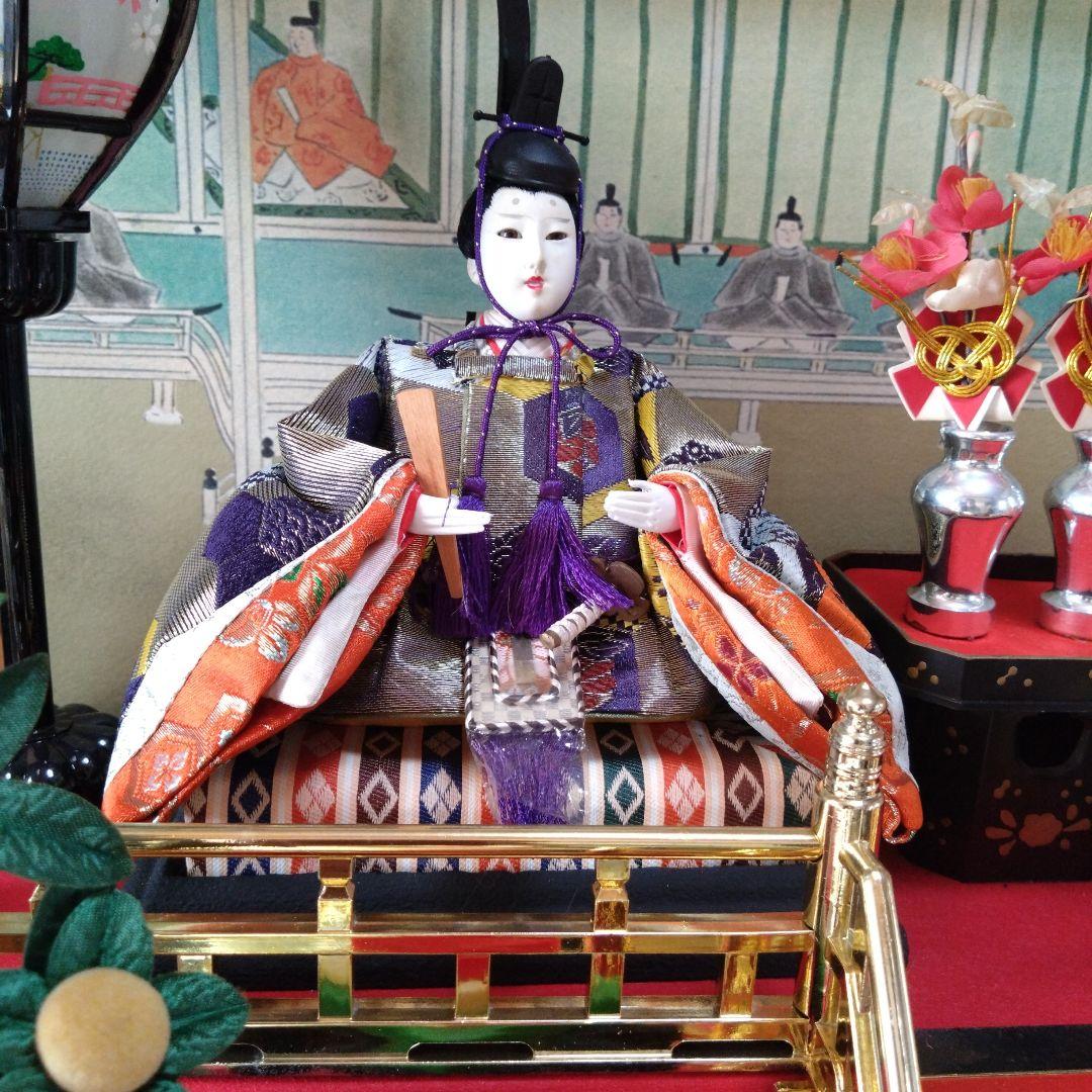 伝統的なひな人形 　　50年以上前のものなので箱が少し傷んでます。