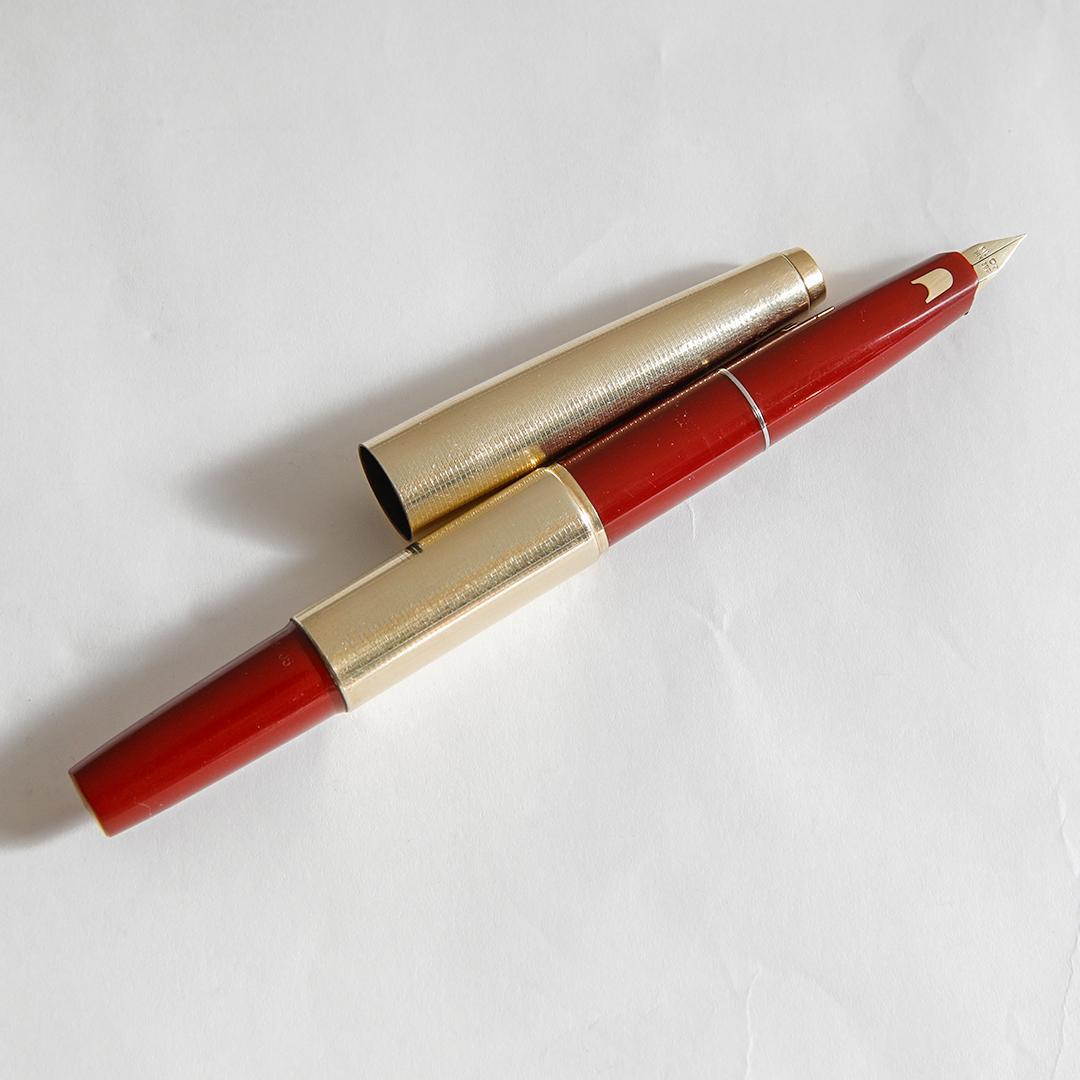 希少 PILOT パイロット Short ポケット万年筆 伸縮式 14K 中古