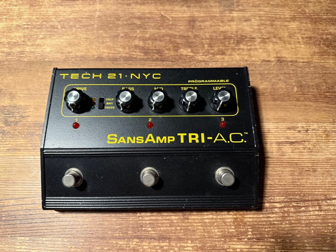 ギター TECH 21 TRI-A.C.