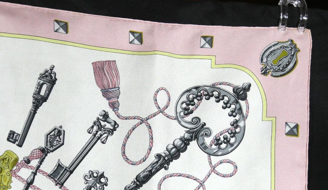 美品　HERMES エルメス　大判スカーフ　カレ90　 D553