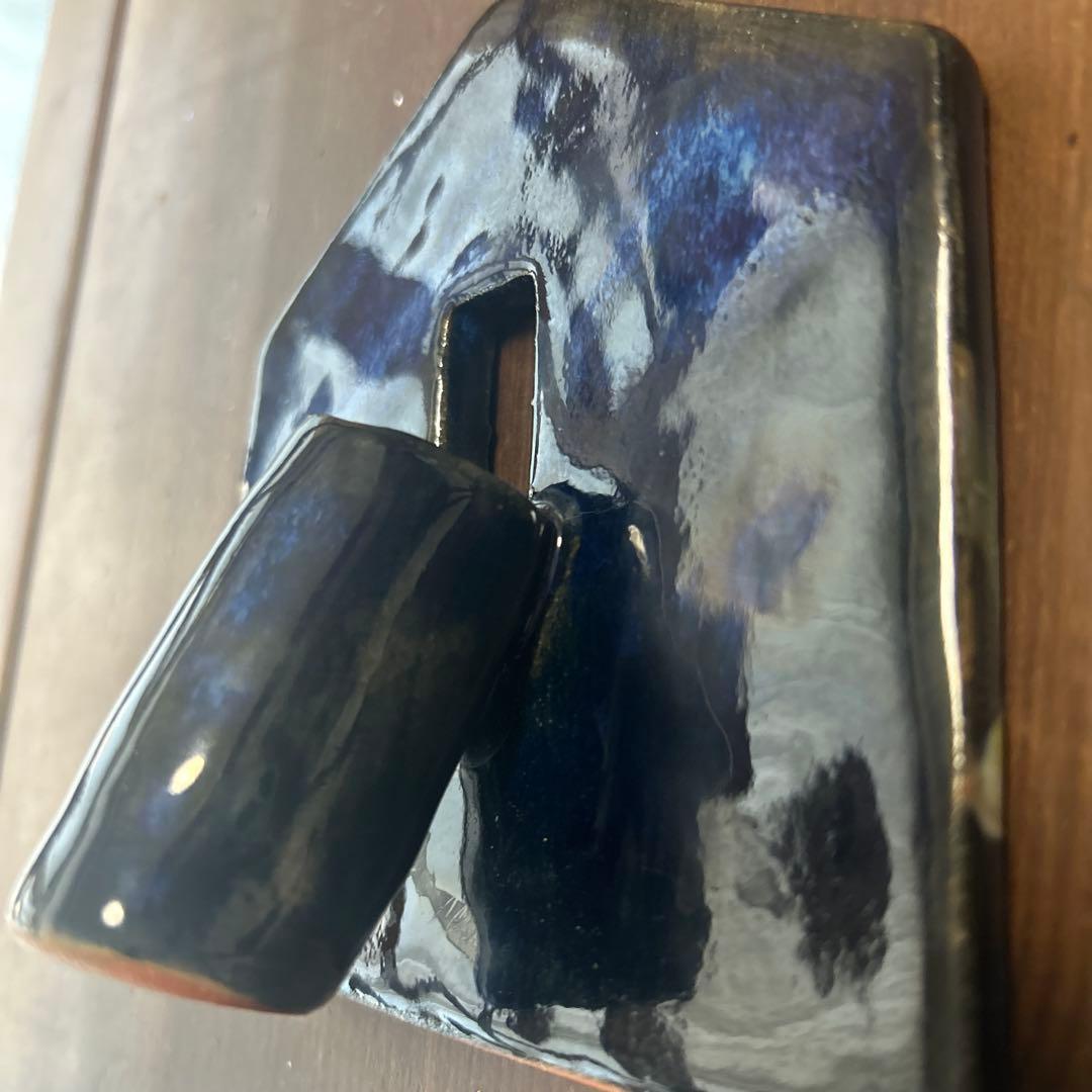 作家　陶芸作家　野村晃子　うさぎと花　飾り皿　花瓶　一輪挿し　ゆずりは工房好き