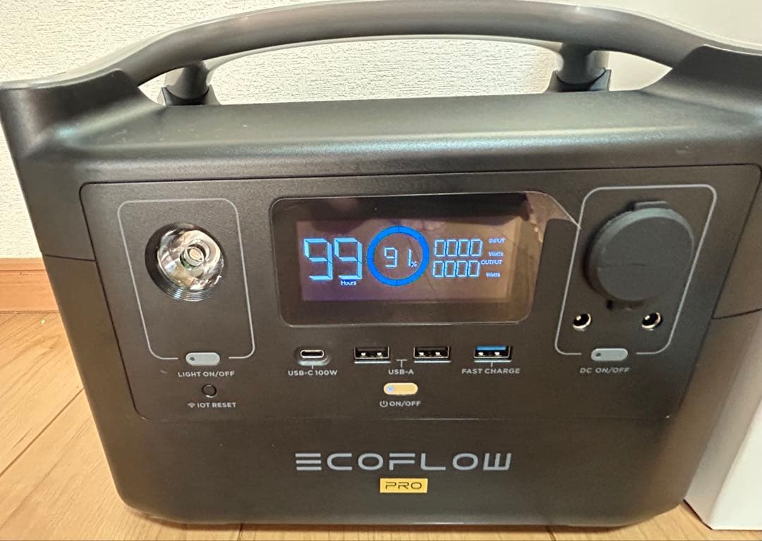 ECOFLOW リバープロ　ポータブル電源　中古美品
