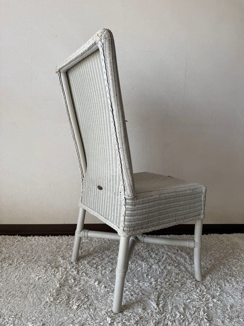 ロイドルームチェア　アンティーク シャビー ①