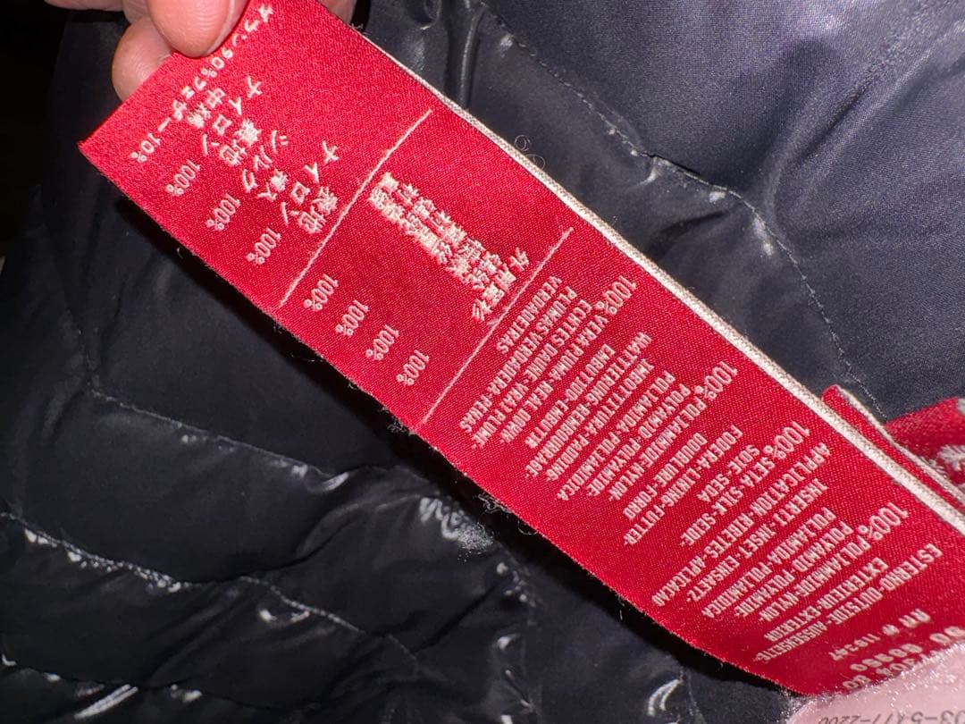 モンクレール ブラック フード付きダウンジャケット