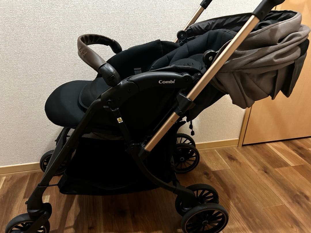 Combi コンビ スゴカルSwitch エッグショック EX AS ベビーカー