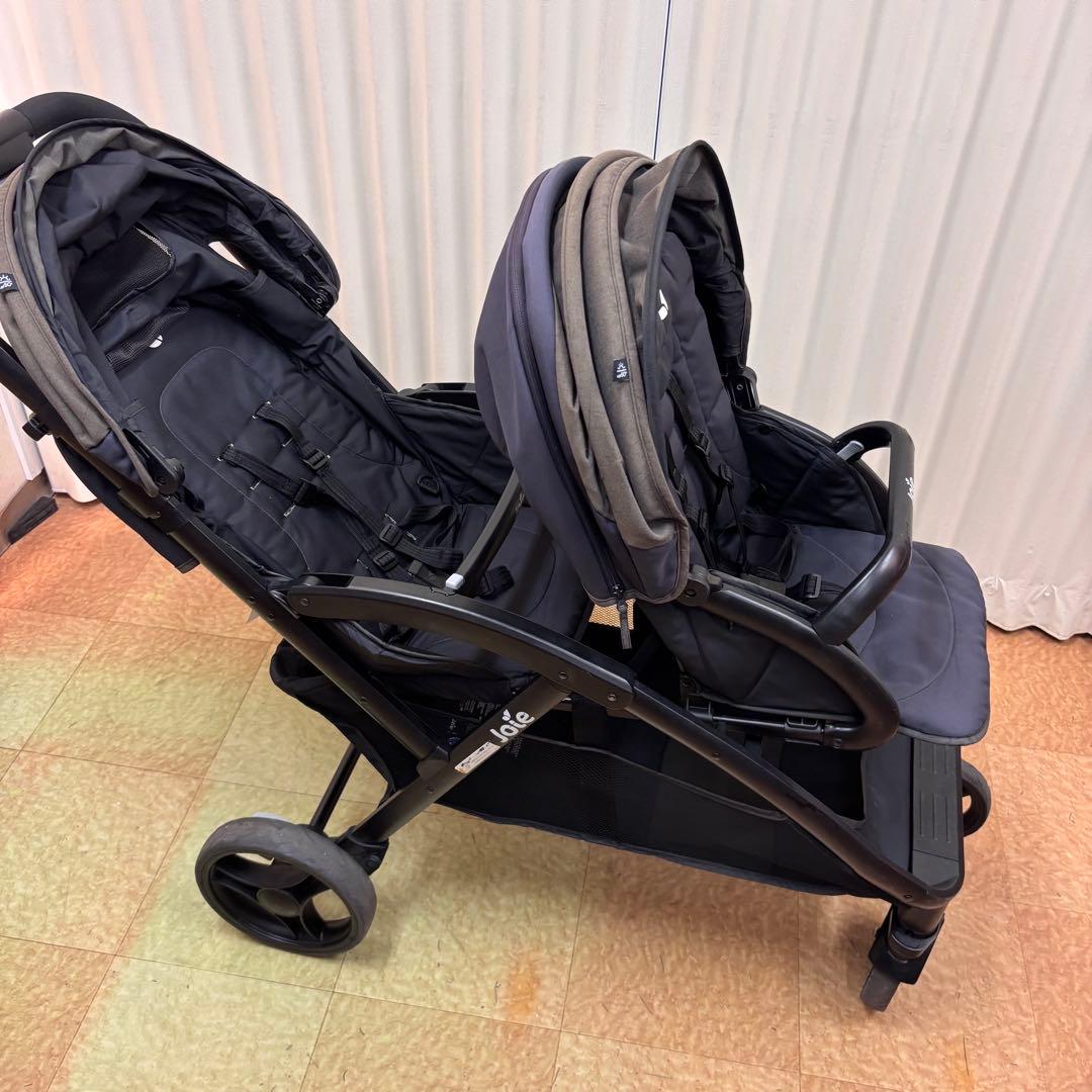 お洗濯済で清潔　ジョイー　2人乗り　エヴァライトデュオ　オリーブ　レインカバー付