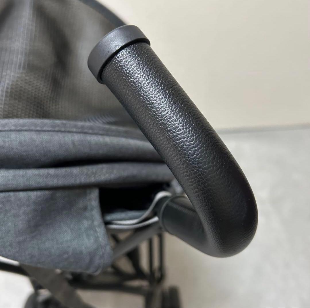 ジープ（Jeep） アドベンチャー プラス グラナイトグレー 限定カラー