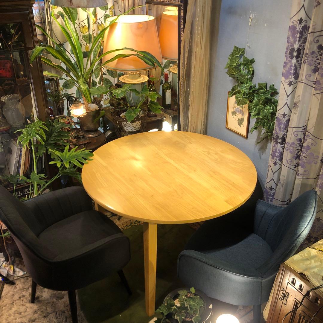 m☺︎h___0203￼sale 美品　ラウンドテーブル　1００　丸テーブル