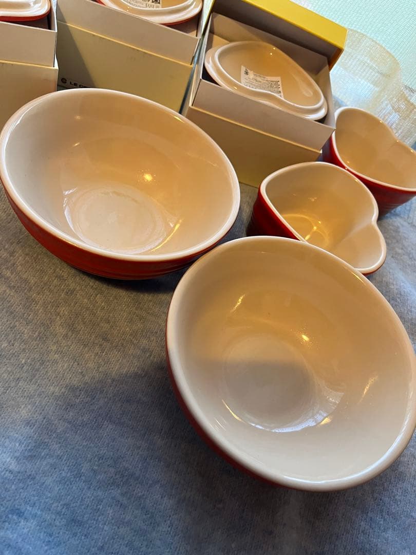 新品⭐︎お得‼️ルクルーゼ⭐︎7点セット♪ハート型とボウルのセット⭐︎赤系まとめ売り♪