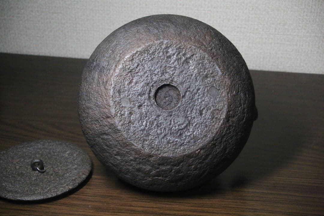 明治時代　鉄瓶　金工　金銀象嵌　950ml