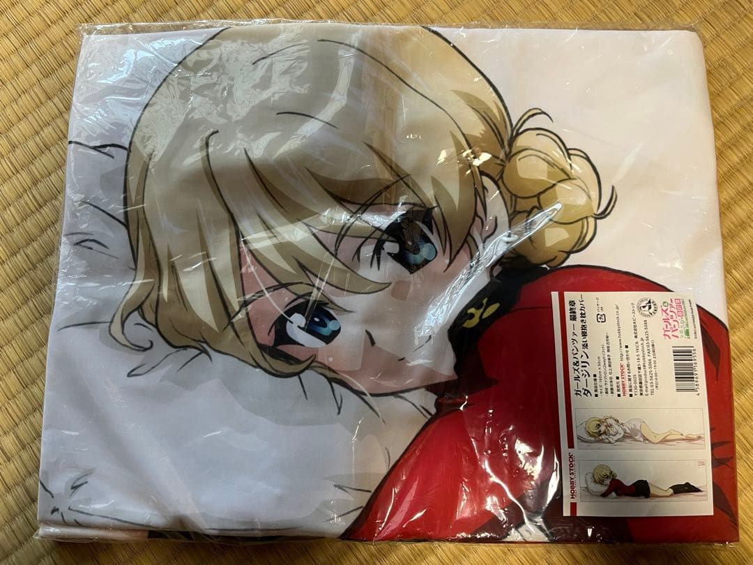 ガールズ＆パンツァー 最終章 ダージリン 添い寝抱き枕カバー　枕カバー　アクスタ