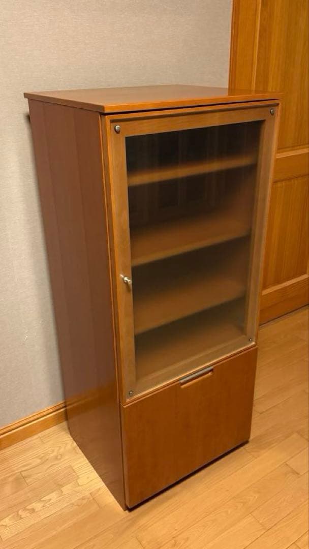 カリモク家具 木製 ガラスキャビネット