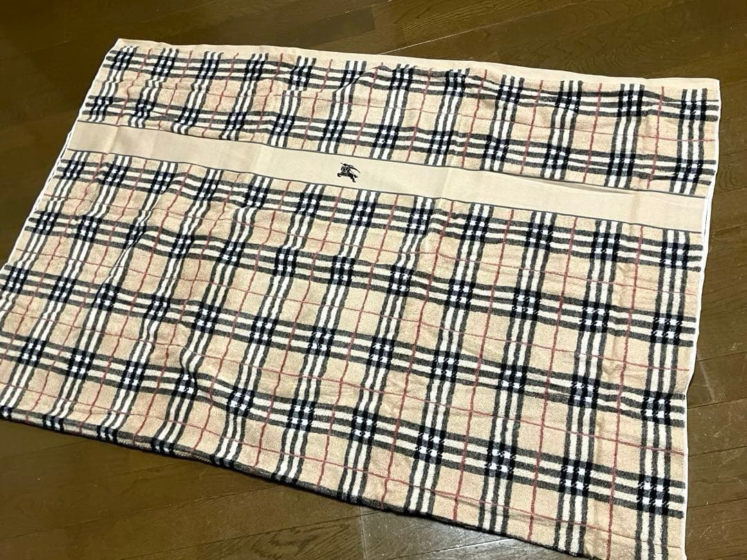 バーバリー　タオルケット　Burberry 新品未使用　ノバチェック柄