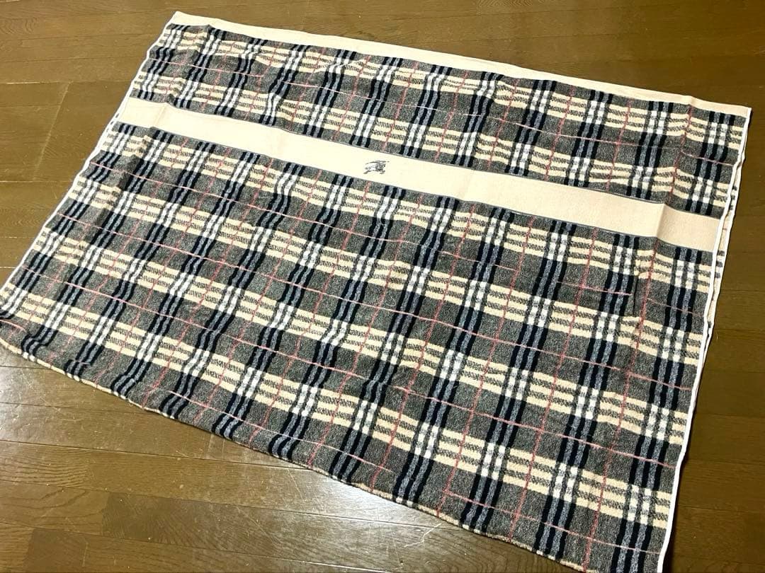 バーバリー　タオルケット　Burberry 新品未使用　ノバチェック柄