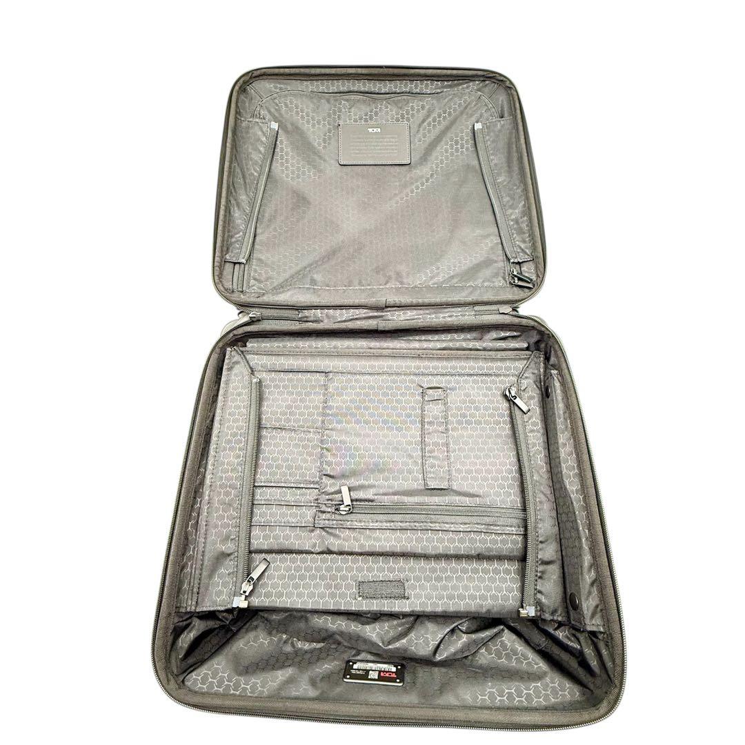 鑑定済 美品 TUMI トゥミ コンパクトキャリーオン 25L カーボン