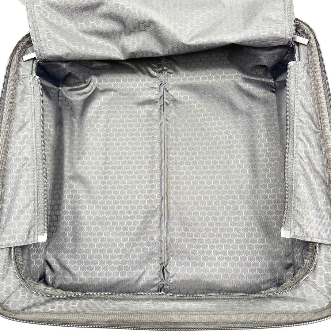 鑑定済 美品 TUMI トゥミ コンパクトキャリーオン 25L カーボン