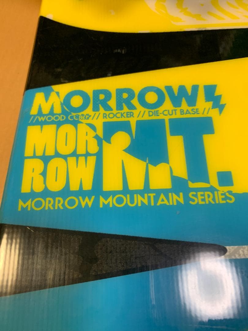 Morrowスノーボード 151cm IGNIOビンディング初心者向け グラトリ