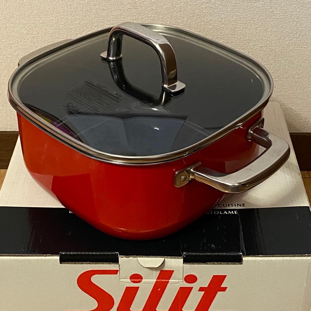 シリットSilit クアドロローキャセロール 22cm シラルガン 赤 ガラス蓋