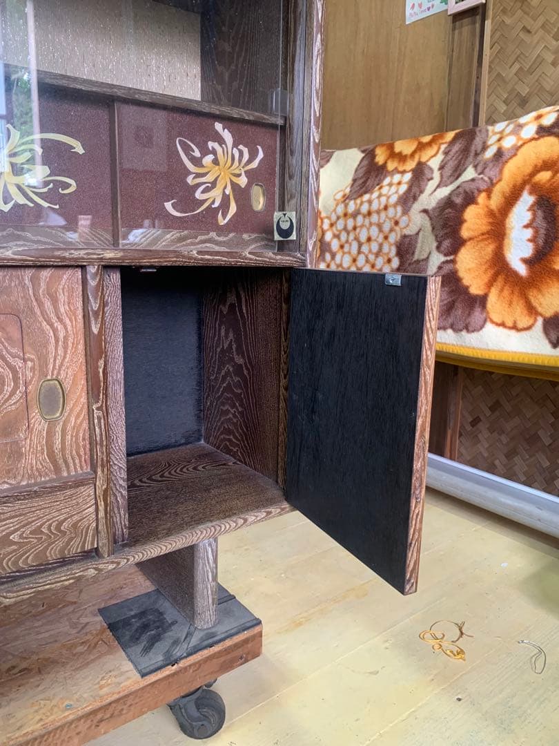 しい木目の昭和レトロ茶箪笥　和家具　木製　一体型