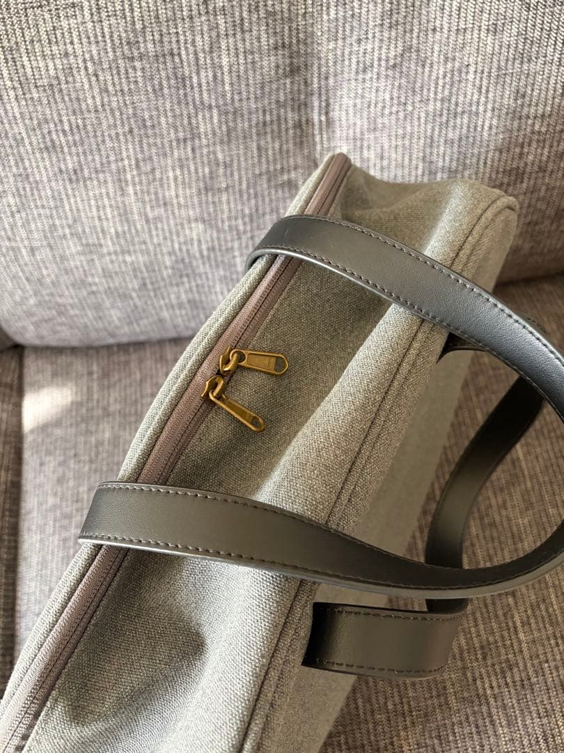 「憧れを連れていく」スーツケースみたいに使えるボストンバッグ　/ チャコール