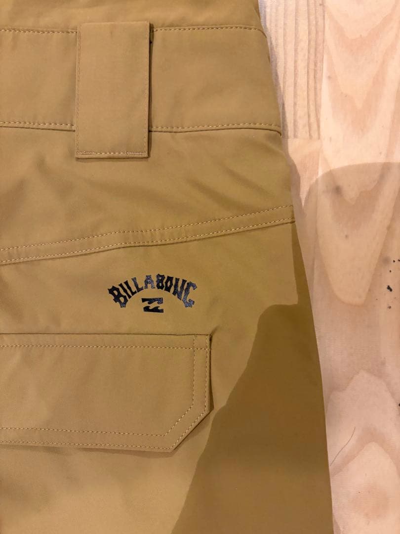 Billabong ビブパンツ　オーバーオール スノーボードパンツ
