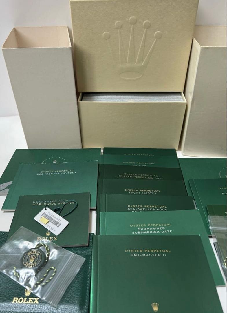 ロレックス純正デイトナ・サブマリーナデイトSサイズ BOX ２箱　付属品計32点