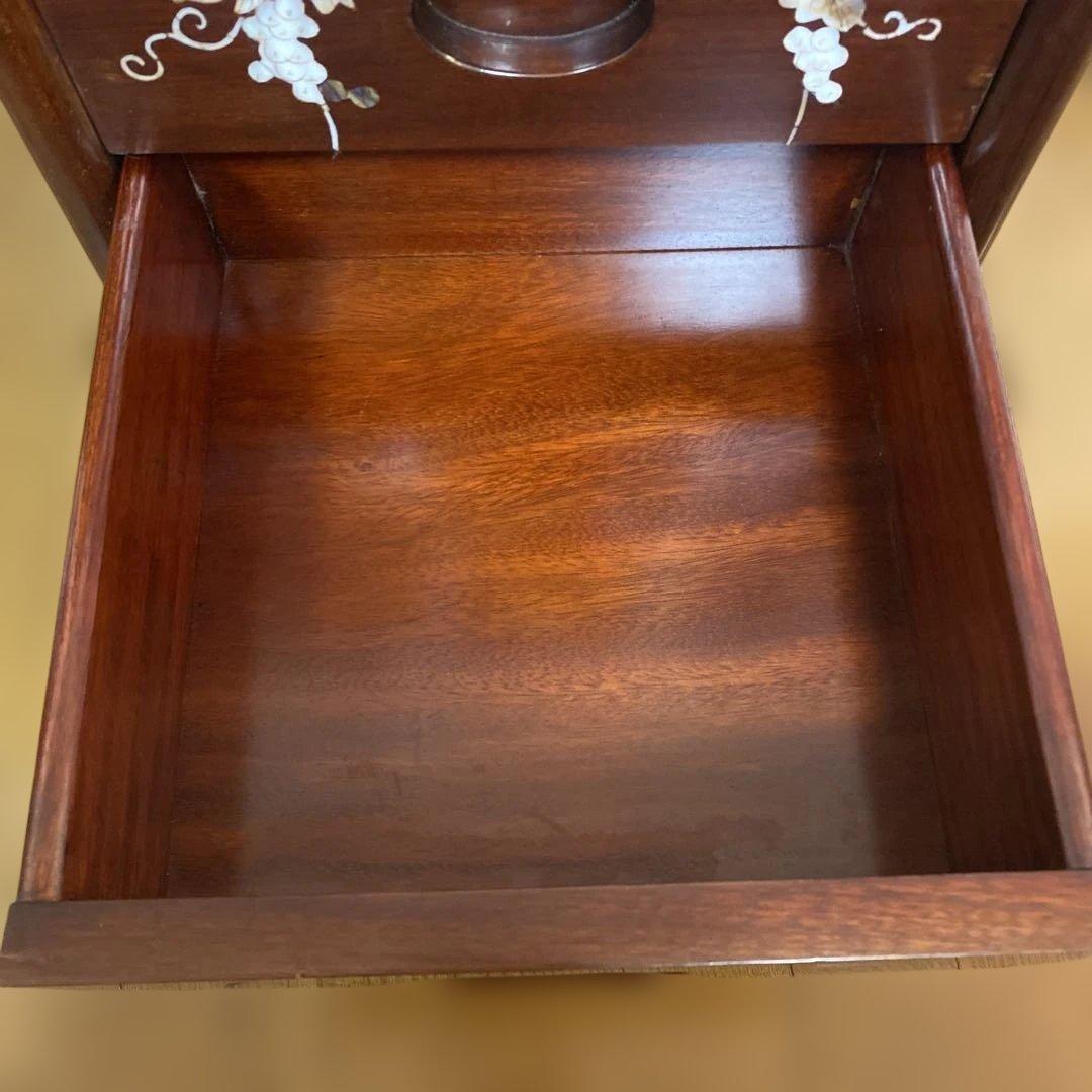 中国　唐木　チェスト　螺鈿細工　象嵌　5段　1点　引き出し　花梨　螺鈿