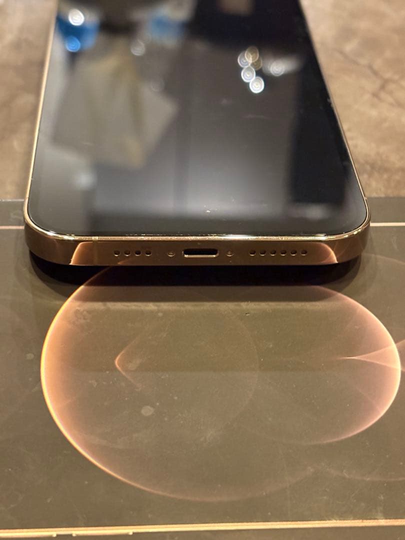 Apple iPhone 12 Pro Max 256ゴールド 本体